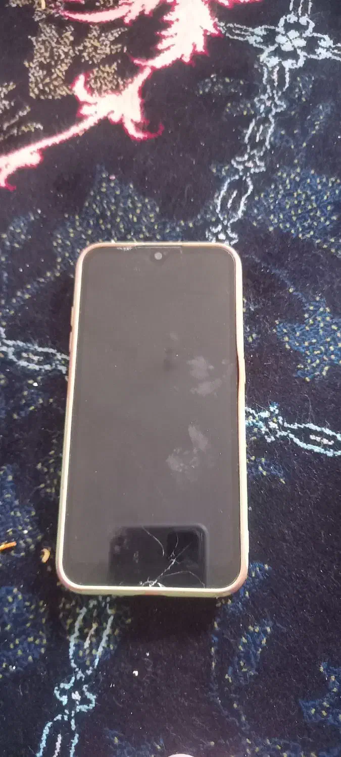 گوشی a01 سالم‌ فقط باتری خرابه|موبایل|تربت‌حیدریه, بازار|دیوار