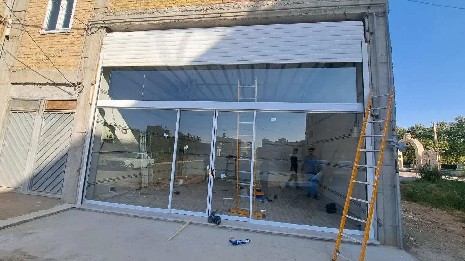 شیشه سکوریت،پنجرهpvc، کرکره برقی|خدمات پیشه و مهارت|هشتگرد, هشتگرد قدیم|دیوار