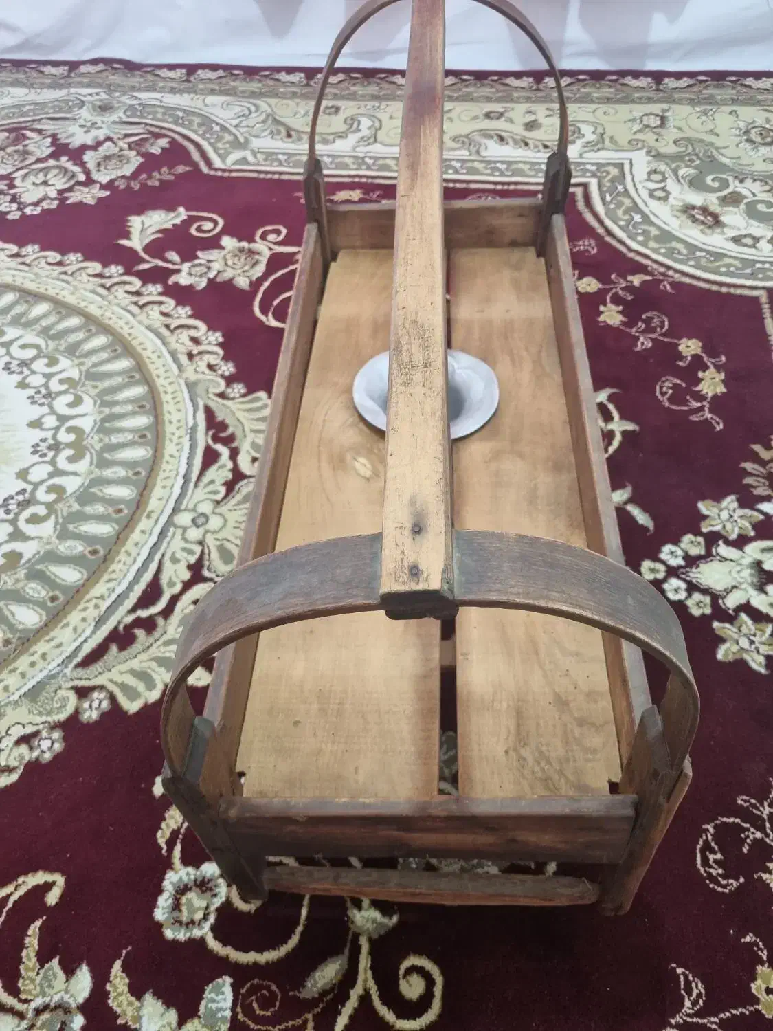 گهواره چوبی نوزاد|تخت و صندلی بچه|سرخرود, |دیوار