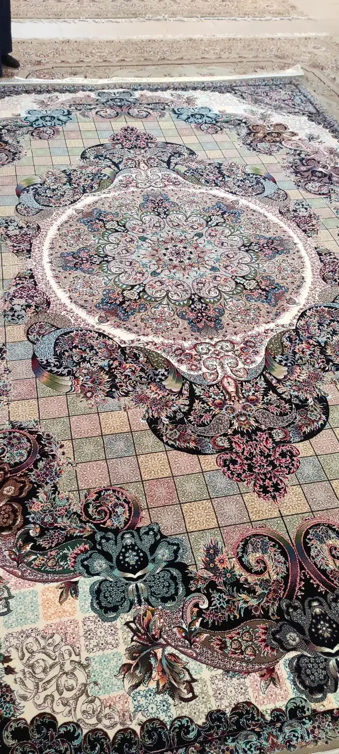 ۲عددفرش ۱۰۰۰شانه نو|فرش|نورآباد, |دیوار