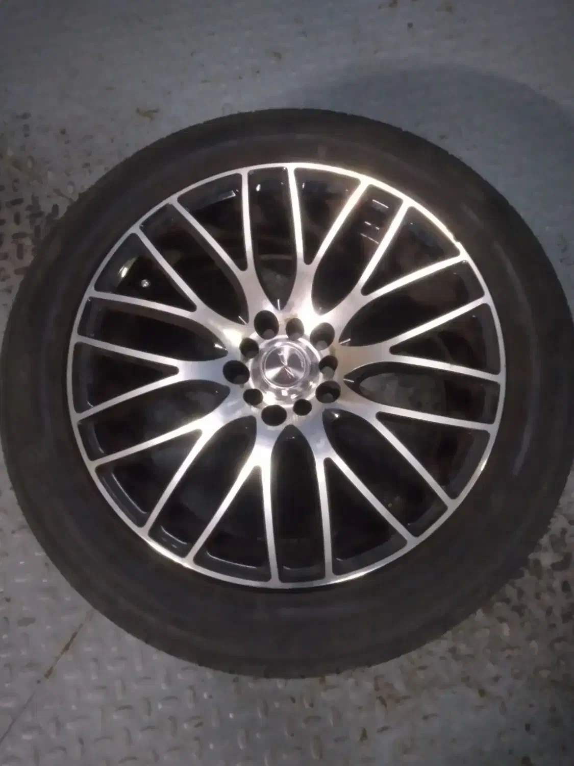 ۴ حلقه رینگ و لاستیک دی زد|قطعات یدکی و لوازم جانبی|تهران,  امام زاده قاسم (نیاوران)|دیوار