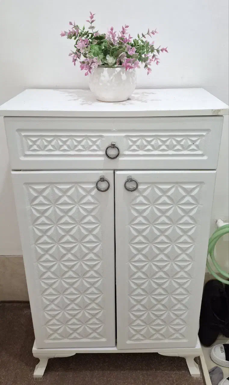 جا کفشی و میز تلویزیون ست هم جدا هم با هم|میز تلویزیون|رشت, شهرک صبا|دیوار