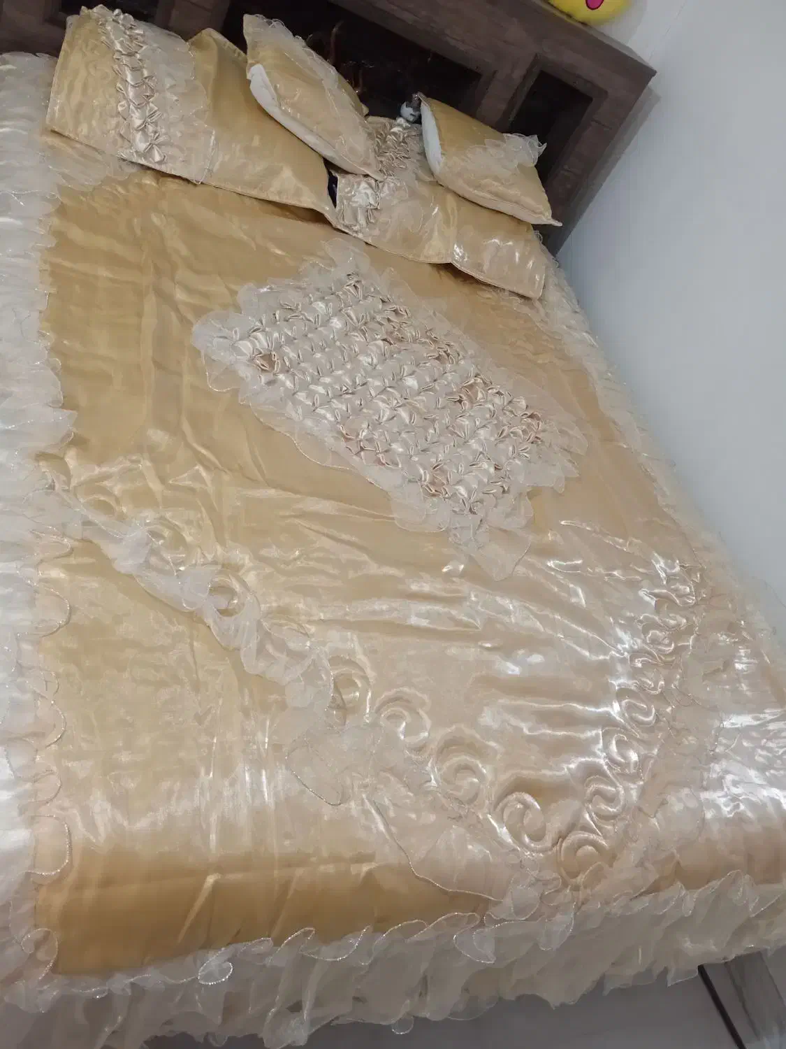 روتختی نونواصلااستفاده نشده مناسب جهیزیه|رختخواب، بالش، پتو|قزوین, |دیوار