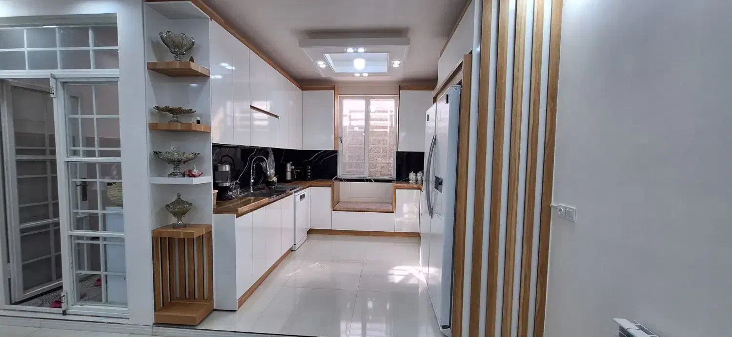 خانه ویلایی دوطبقه راه جدا آزادگان|فروش خانه و ویلا|بروجرد, |دیوار