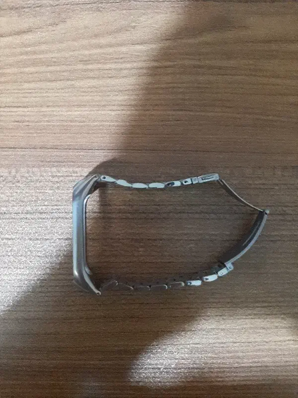 بند فلزی mi band4|ساعت|تهران, مینای شمالی (مخبر)|دیوار