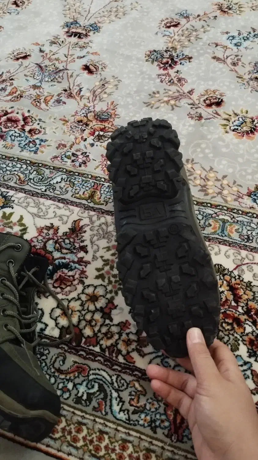 کفش کوهنوردی|کیف، کفش، کمربند|وحیدیه, |دیوار