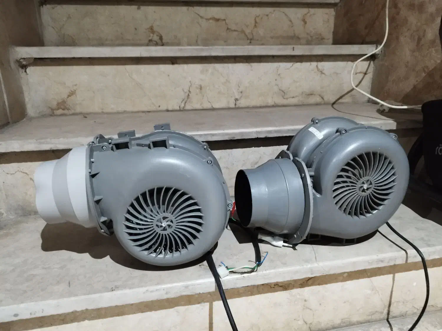 فن/فن حلزونی|پنکه و تصفیهکنندهٔ هوا|کرج, کوی امامیه|دیوار