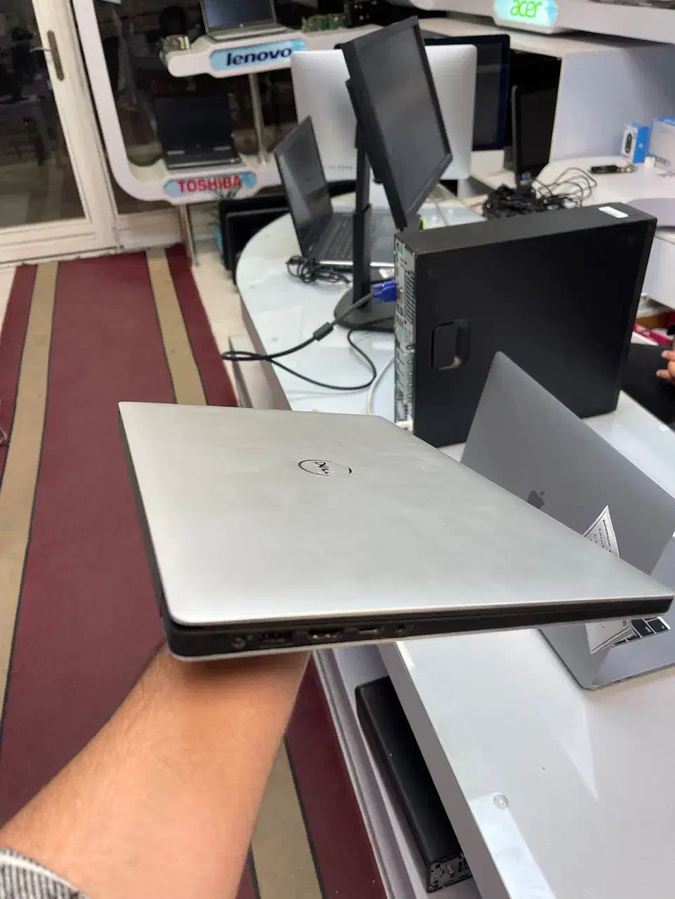 لپتاپ مهندسی اسلیم نسل بالا با ۴ گیگ گرافیک Dell|رایانه همراه|اردبیل, |دیوار