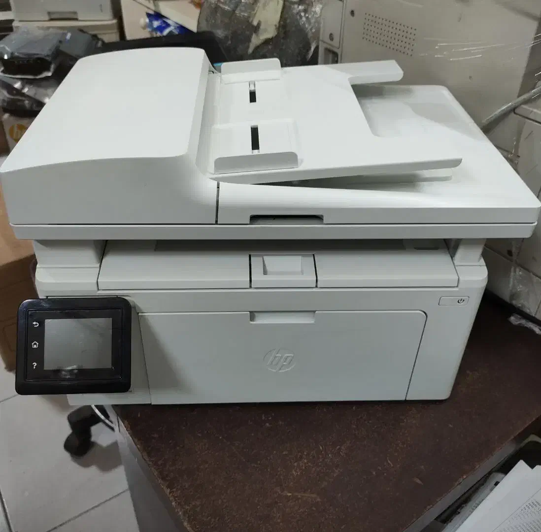 پرینتر ۴کاره اچپی ۱۳۰fnw.وایفای|پرینتر، اسکنر، کپی، فکس|گنبد کاووس, |دیوار