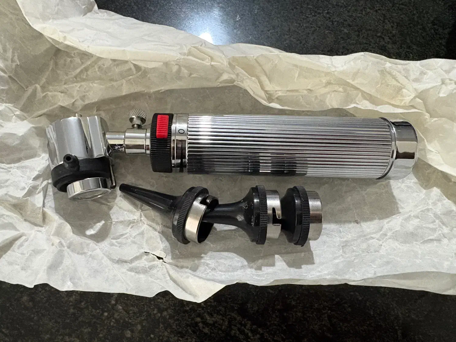 اتوسکوپ نو|پزشکی|گرگان, |دیوار