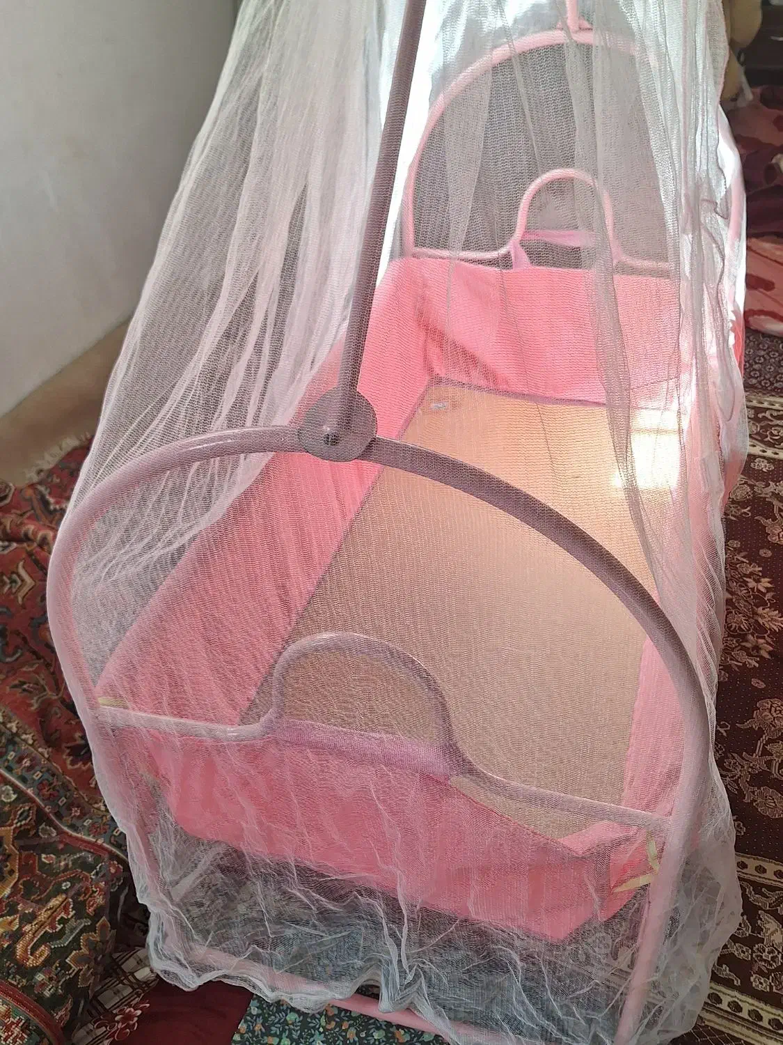 گهواره کودک|کالسکه و لوازم جانبی|ارومیه, |دیوار