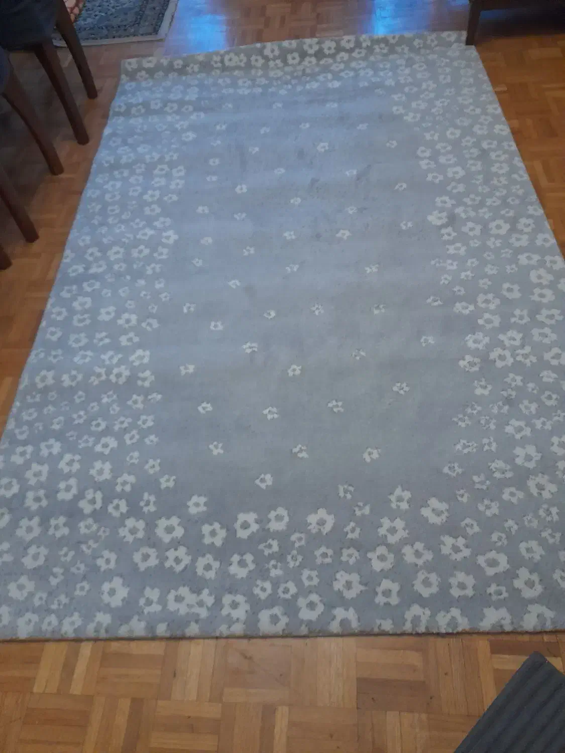 فرش ساوین۴متری نقره ای روشن درحدنو ۳۶۰۰تراکم درمتر|فرش|تهران, دروس|دیوار