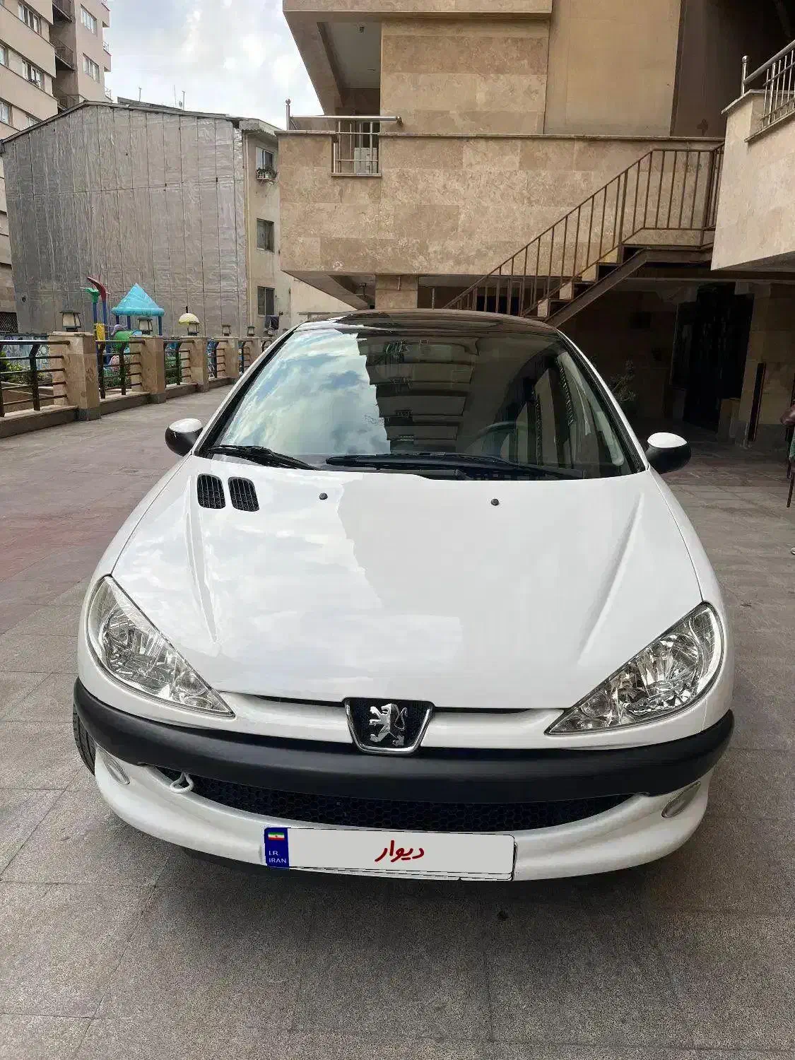 206 تیپ ۳ مدل ۱۴۰۱ سقف شیشه ای ۱۹ هزار کارکرد|خودرو سواری و وانت|رشت, نامجو|دیوار