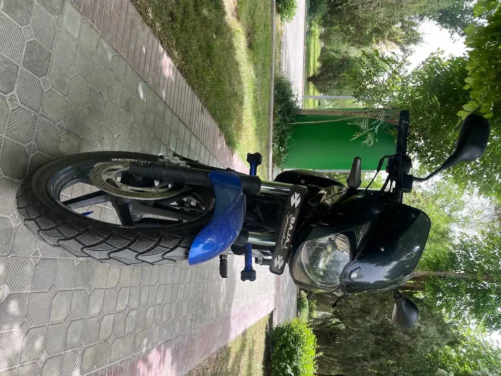 پالس 180|موتورسیکلت|قم, پردیسان|دیوار