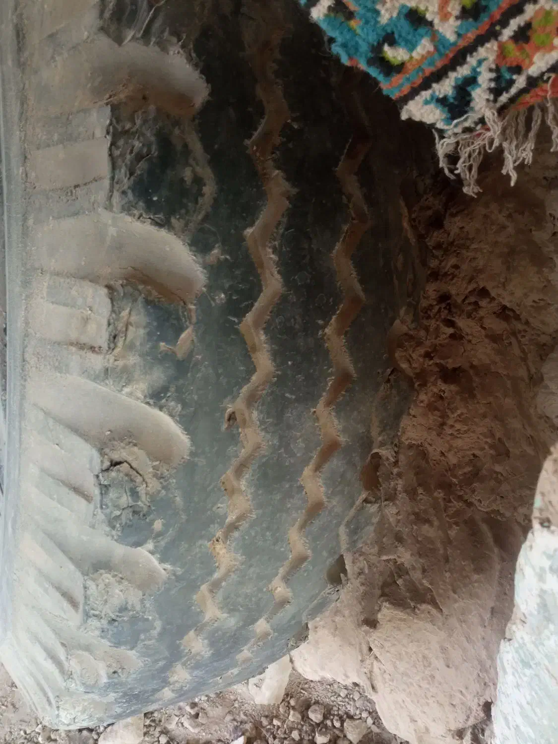 لاستیک 911|قطعات یدکی و لوازم جانبی|مانه, |دیوار