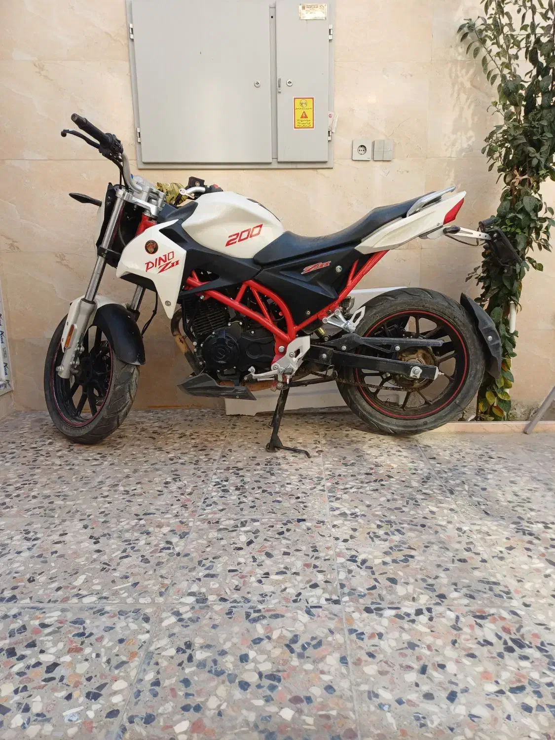 موتور دینو 200|موتورسیکلت|اصفهان, محله سفلی|دیوار