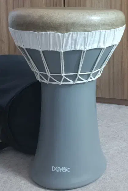 دهلا دویک|درام و پرکاشن|اصفهان, عباسآباد|دیوار