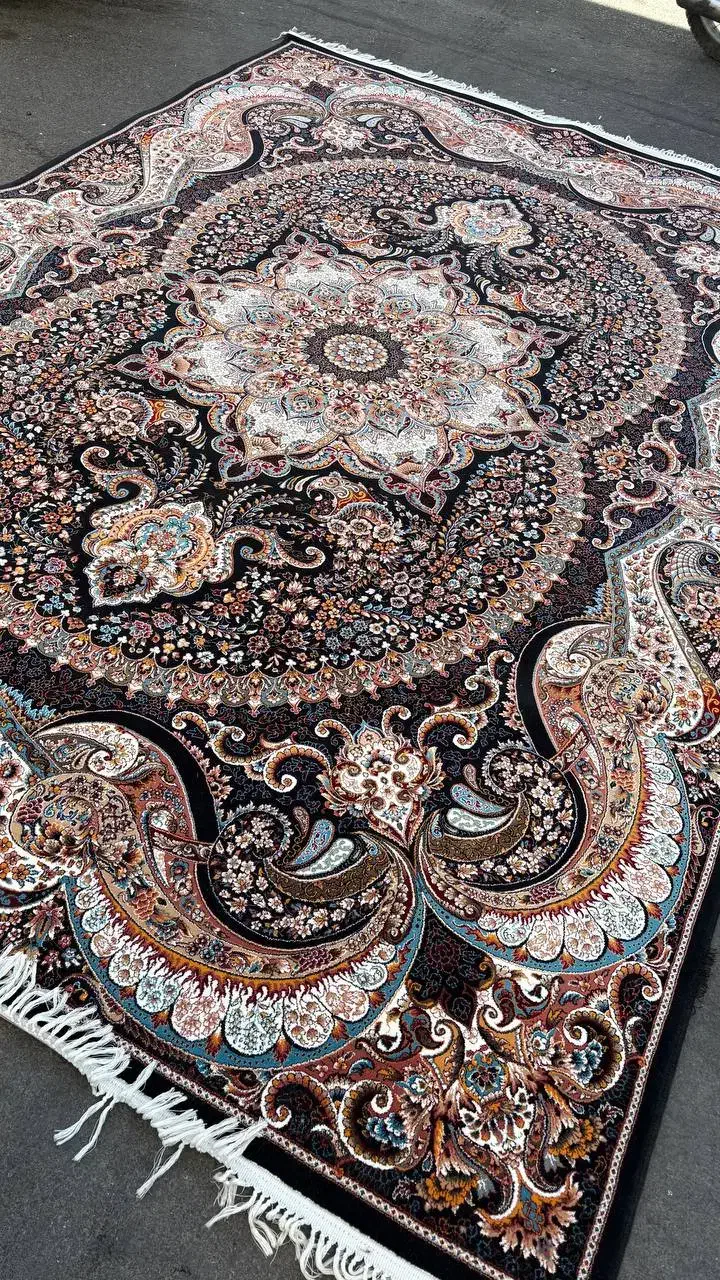 جفت فرش ۹متری ۷۰۰شانه|فرش|مراغه, |دیوار