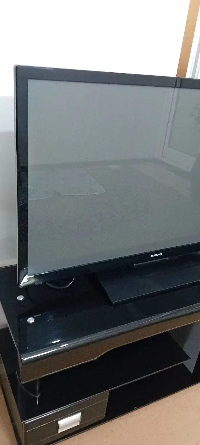 ال سی دی سامسونگ ۴۲|تلویزیون و پروژکتور|قم, شهرک فاطمیه|دیوار