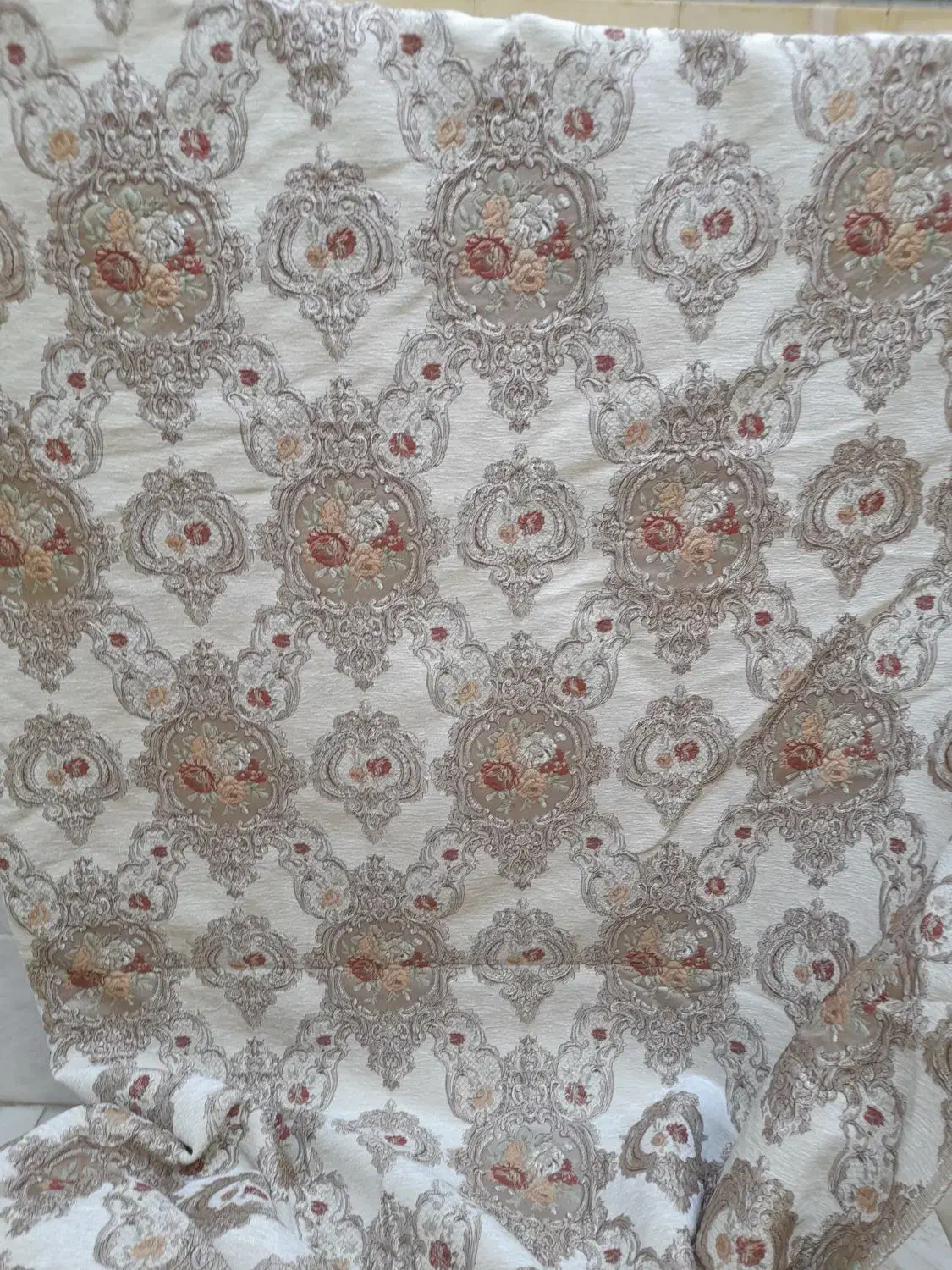 پارچه مبلی ضخیم|مبلمان خانگی و میز عسلی|قم, نوبهار|دیوار