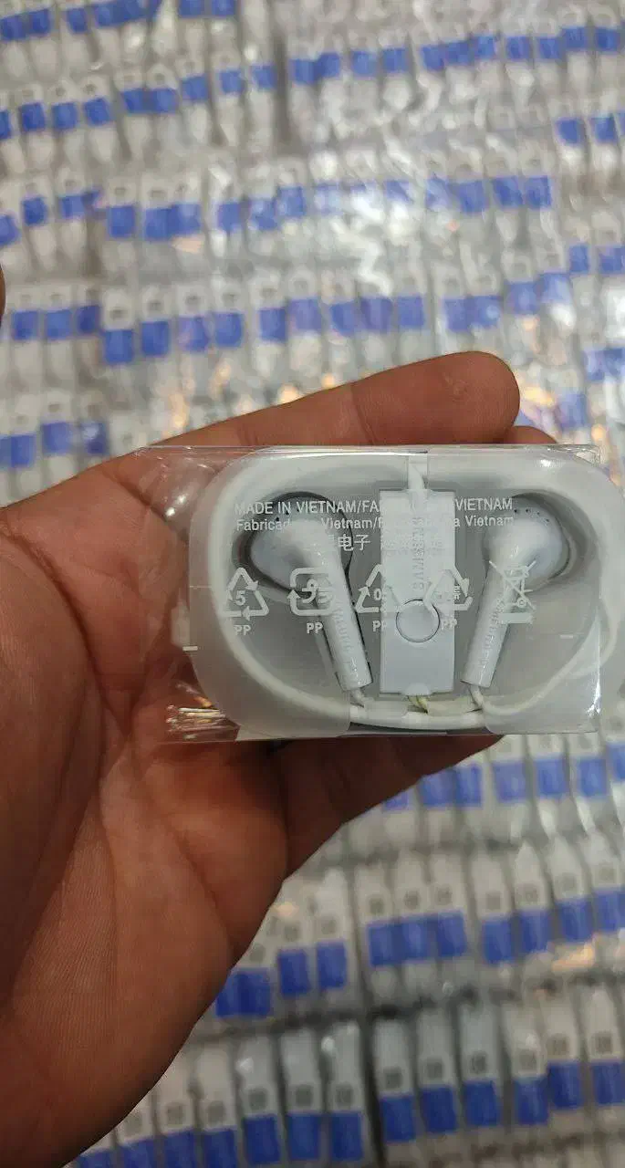 لوازم جانبی موبایل بهترین کیفیت و قیمت|لوازم جانبی موبایل و تبلت|شهرضا, |دیوار