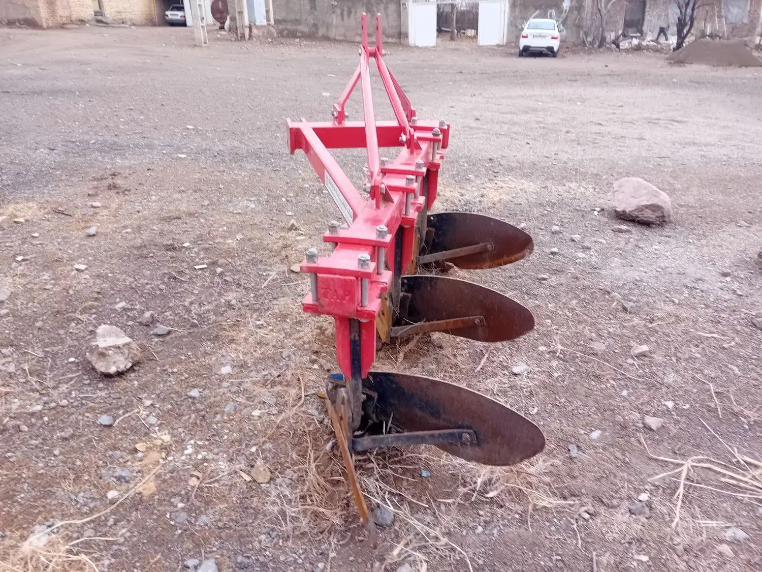 گاوآهن سه خیش|ابزارآلات|حلب, |دیوار