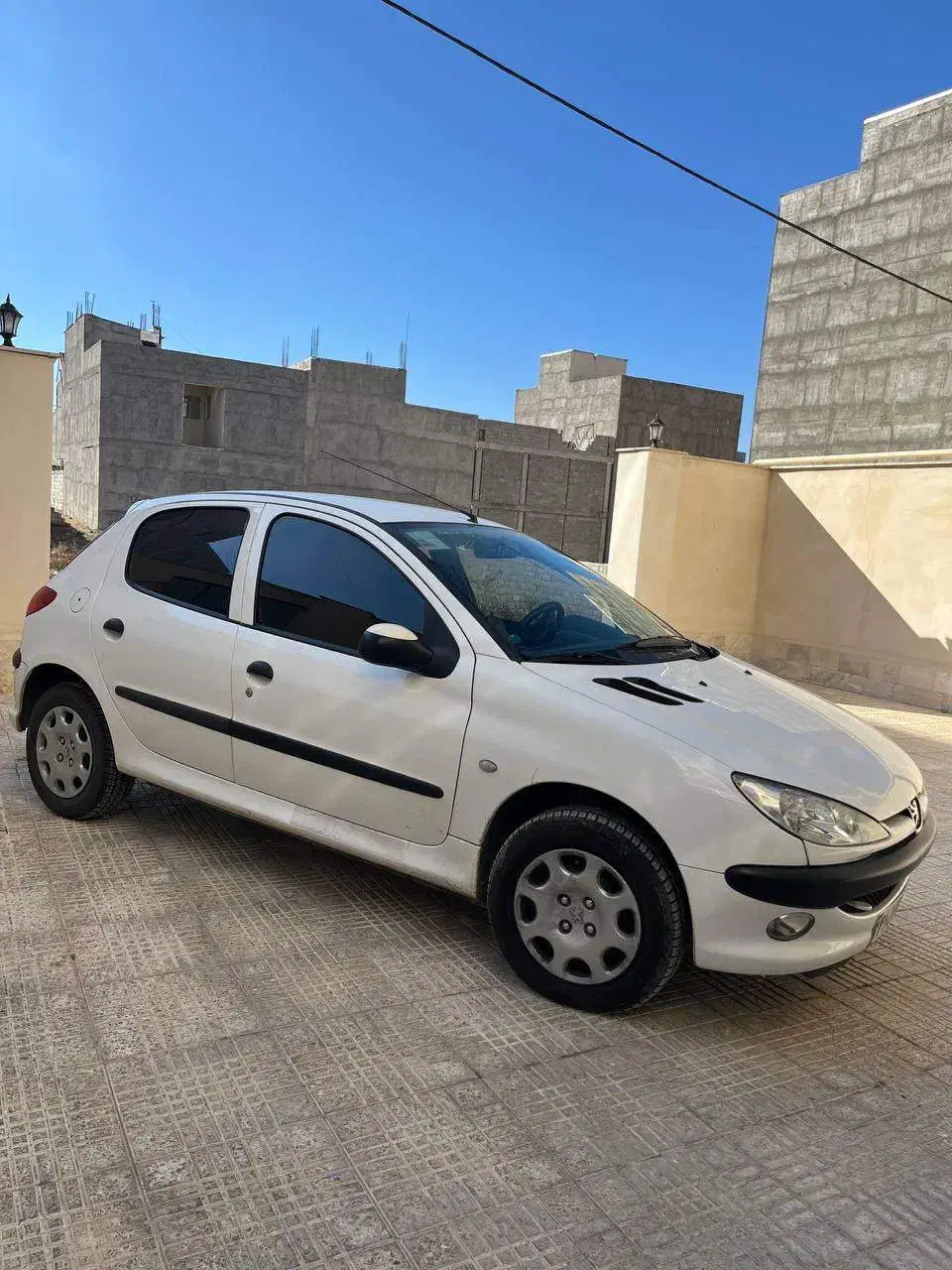 ۲۰۶ تیپ ۲|خودرو سواری و وانت|اندیشه, اندیشه فاز ۶|دیوار