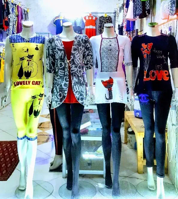 مانکن لباس زنانه|فروشگاه و مغازه|درگزین, |دیوار