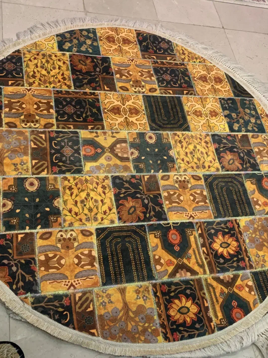 فرش ماشینی دایره ای|فرش|تهران, حکیمیه|دیوار