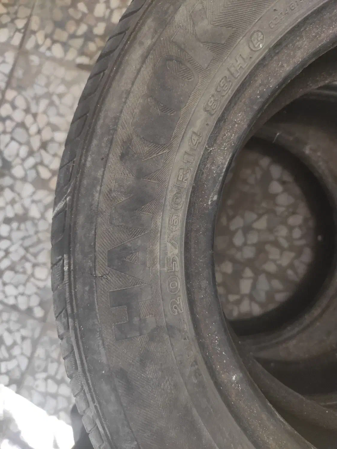 لاستیک ۲۰۵ پژو و سمندی|قطعات یدکی و لوازم جانبی|بابلسر, |دیوار