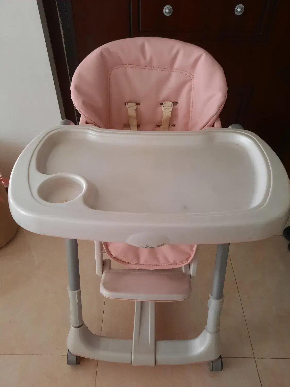 صندلی غذاخوری کودک|تخت و صندلی بچه|لواسان, |دیوار