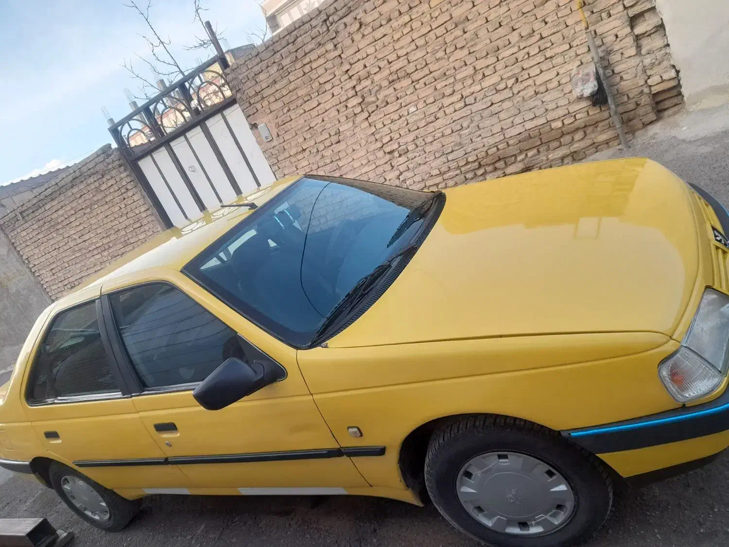 ماشین برون شهری|خودرو سواری و وانت|اهر, |دیوار