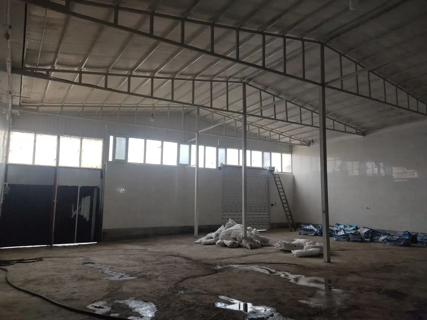 برای فروش|فروش دفتر صنعتی، کشاورزی، تجاری|بهار, |دیوار