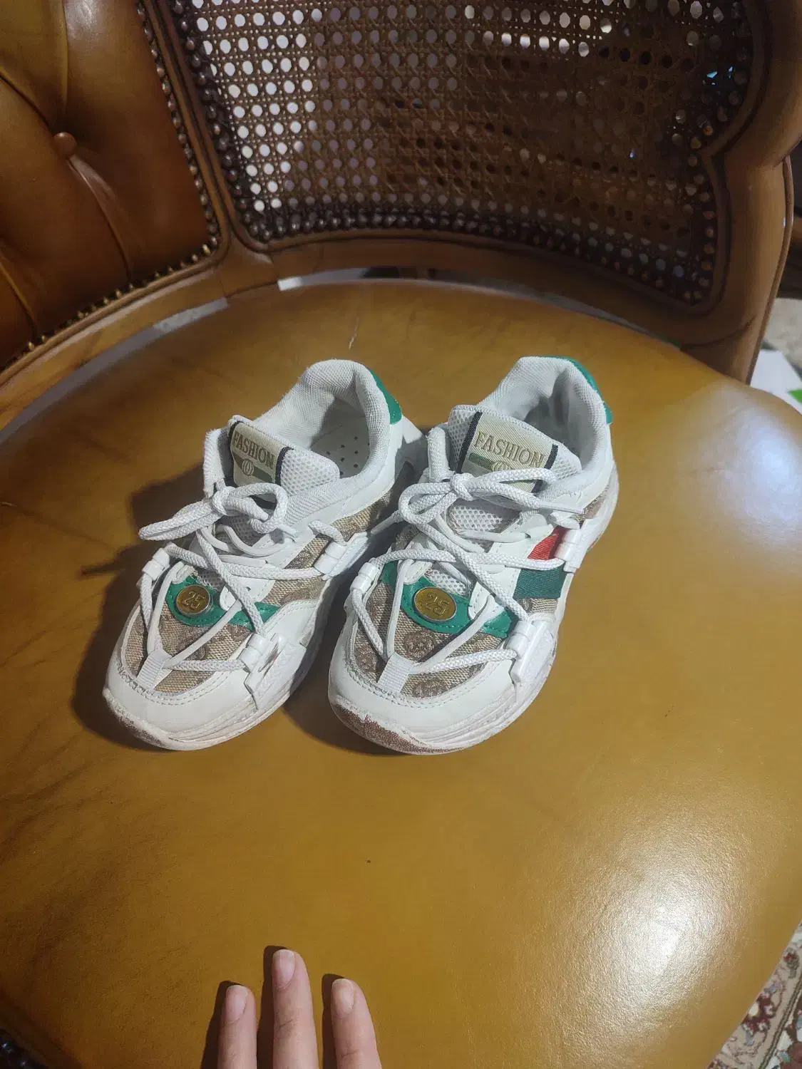 کفش کتانی بچگانه سایز ۳۱|کفش و لباس بچه|پرند, فاز ۶|دیوار