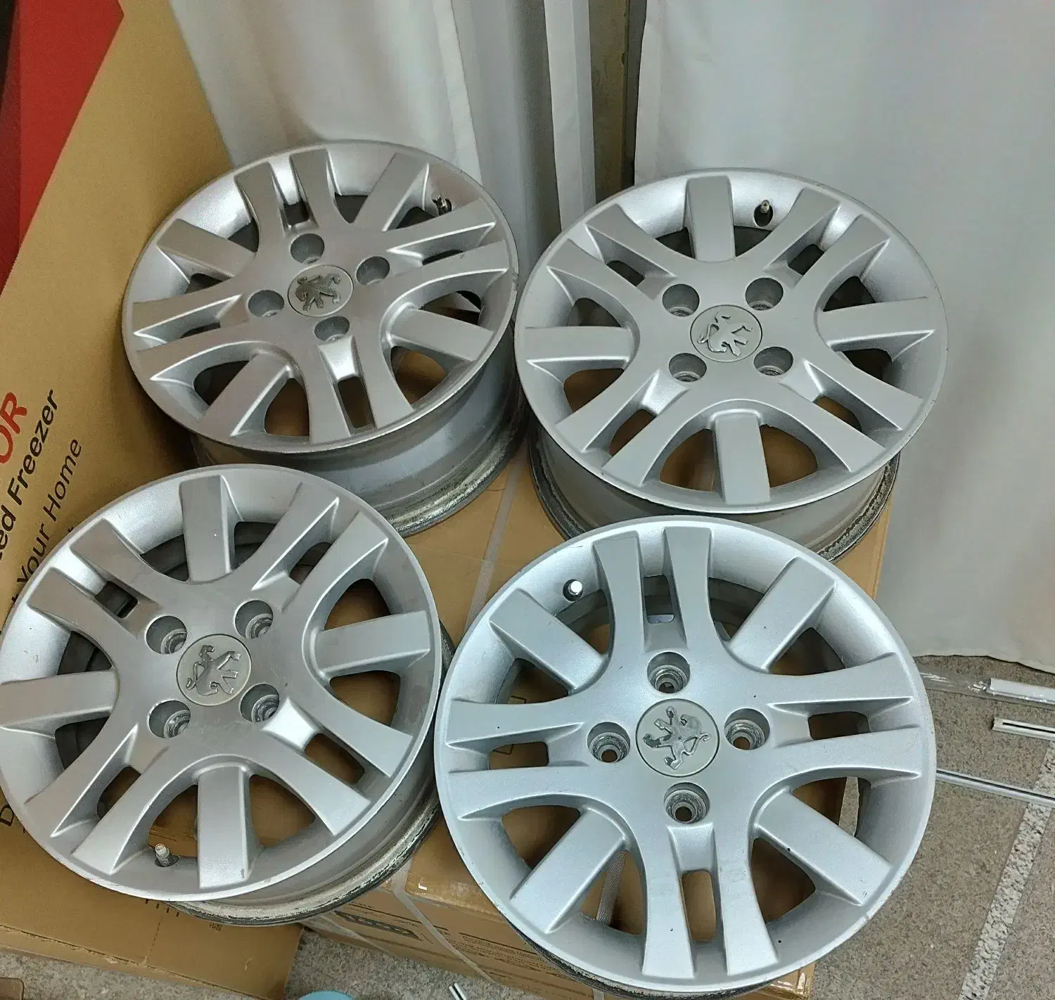 یک جفت لاستیک چینی205 پژو با دو جفت رینگ صلیبی ۱۴|قطعات یدکی و لوازم جانبی|همدان, |دیوار