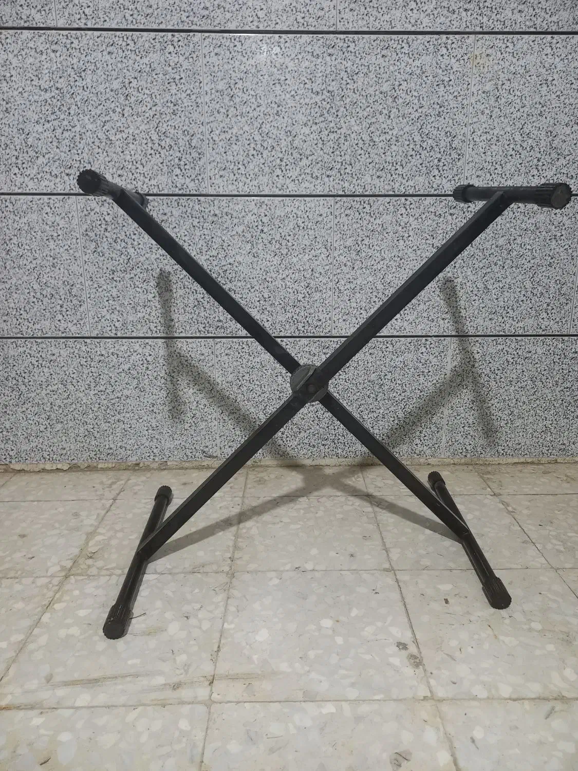 پایه ارگ|پیانو، کیبورد، آکاردئون|قهدریجان, |دیوار