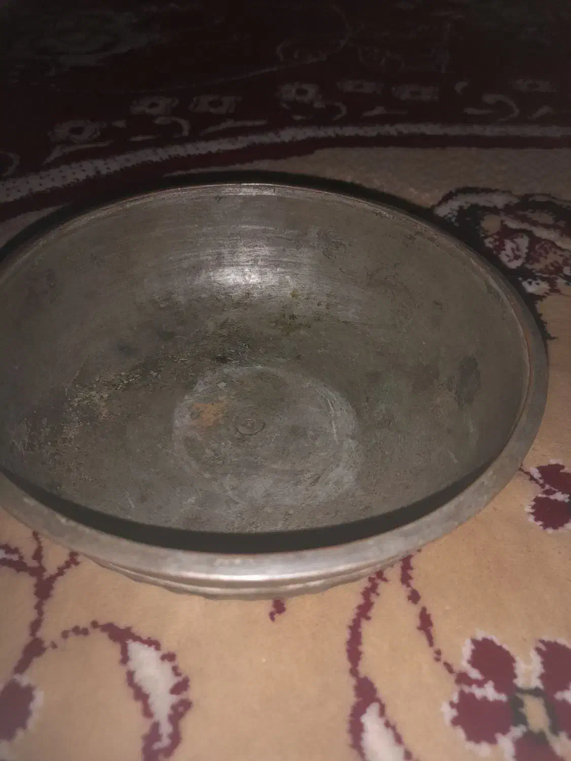 کاسه مسی قدیمی قدمت بالای ۲۰۰سال|کلکسیون اشیاء عتیقه|ساوه, |دیوار