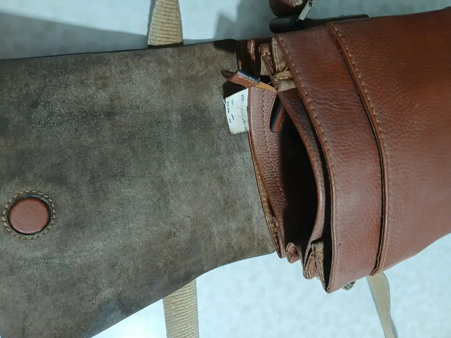 کیف نوین چرم مشهد|کیف، کفش، کمربند|پرند, فاز ۶|دیوار