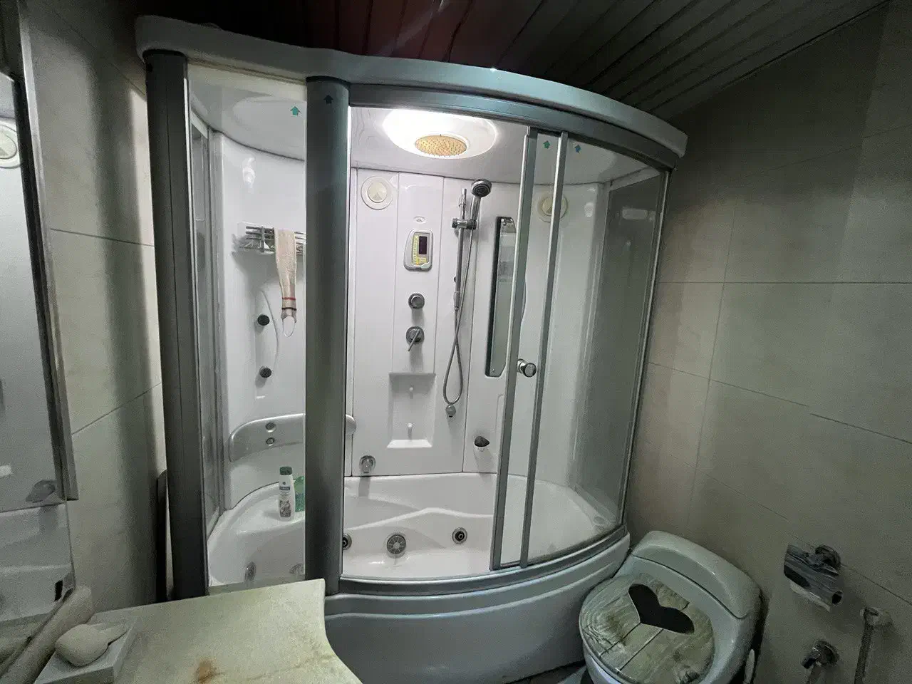 اتاق جکوزی|لوازم حمام|بندرعباس, |دیوار