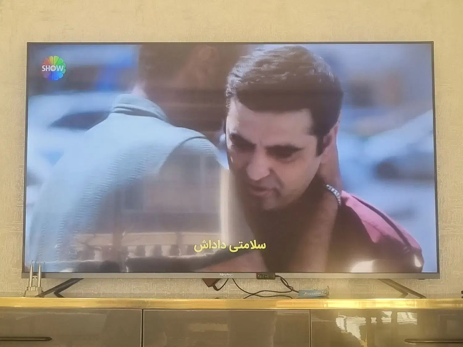 تلویزیون ال ای دی|تلویزیون و پروژکتور|مهاباد (آذربایجان غربی), |دیوار