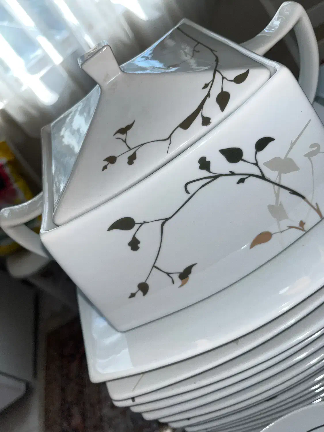 سرویس چینی ۱۸ نفره سپیدار|ظروف سرو و پذیرایی|رباط‌کریم, رباط‌کریم|دیوار