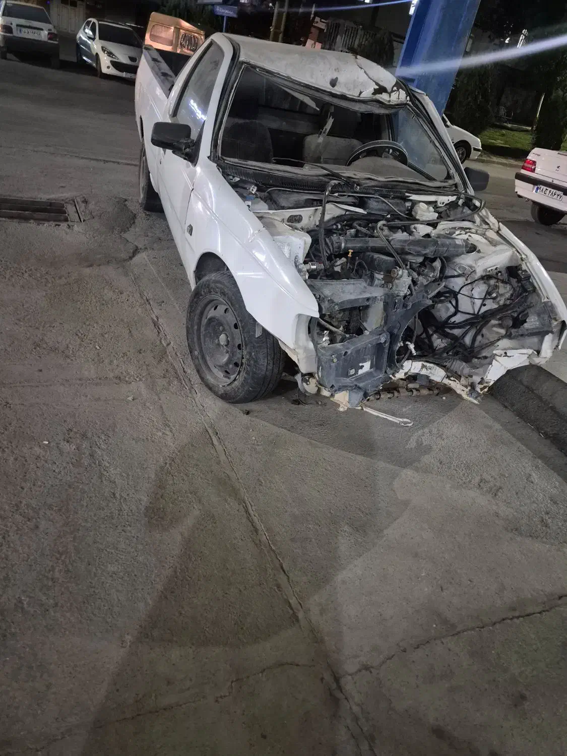 اریسان دوگانه ۹۶تصادفی مدارک کامل|خودرو سواری و وانت|مهاباد (آذربایجان غربی), |دیوار