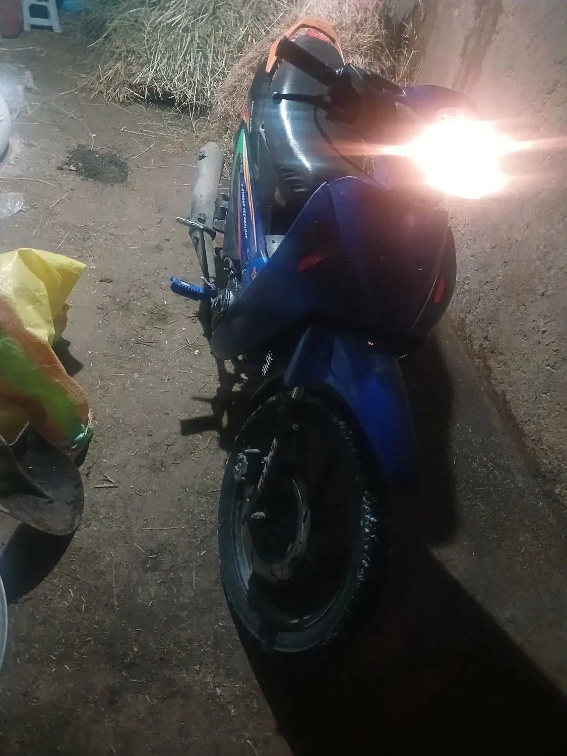 یک عدد موتور ویو۱۲۵|موتورسیکلت|سراب, |دیوار