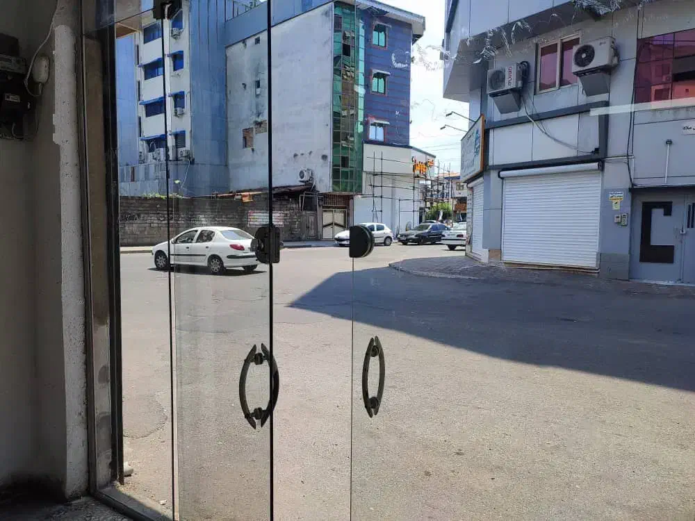 اجاره مغازه در خیابان ملت/ سه راه لامپ سازی|اجارهٔ مغازه و غرفه|رشت, پارک شهر|دیوار