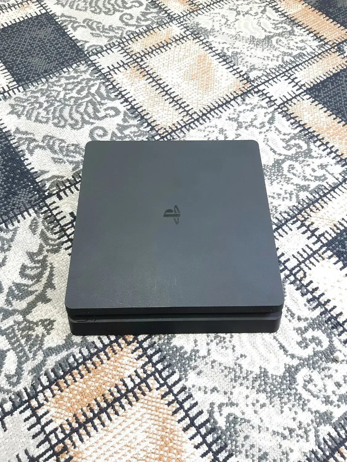 اسلیم PS4 SLIM|کنسول، بازی ویدئویی و آنلاین|قم, کلهری|دیوار