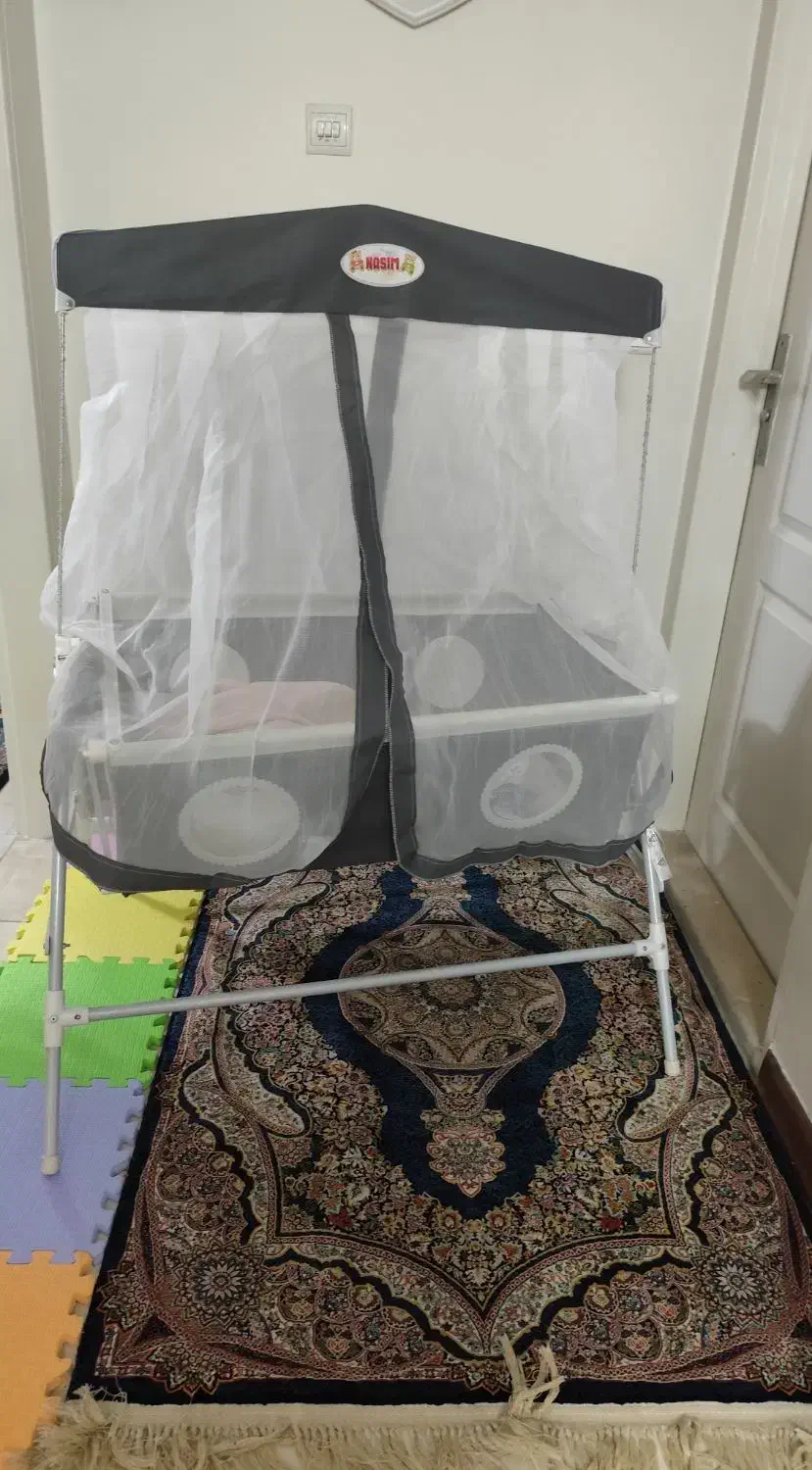 گهواره نوزاد|تخت و صندلی بچه|تهران, سازمان برنامه جنوبی|دیوار