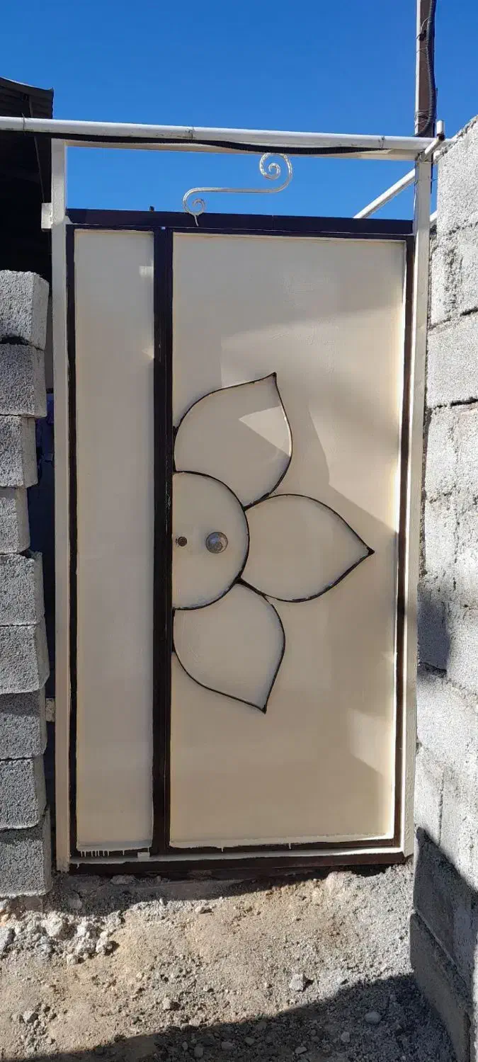 درب حیاط|مصالح و تجهیزات ساختمان|ایوان, |دیوار