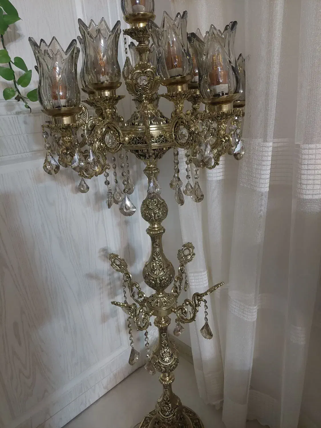 لوستر طلایی و کنارسالنی|لوستر و چراغ آویز|مشهد, دانشجو|دیوار