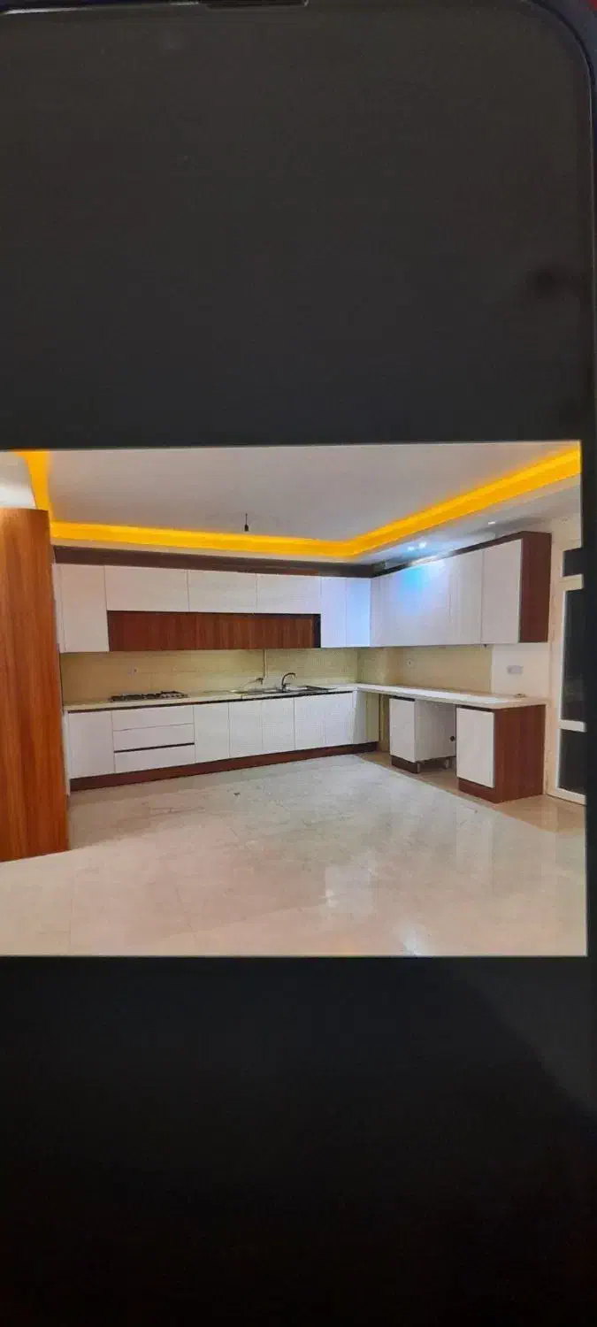 اپارتمان در بهترین لوکیشن صحنه|فروش آپارتمان|صحنه, |دیوار