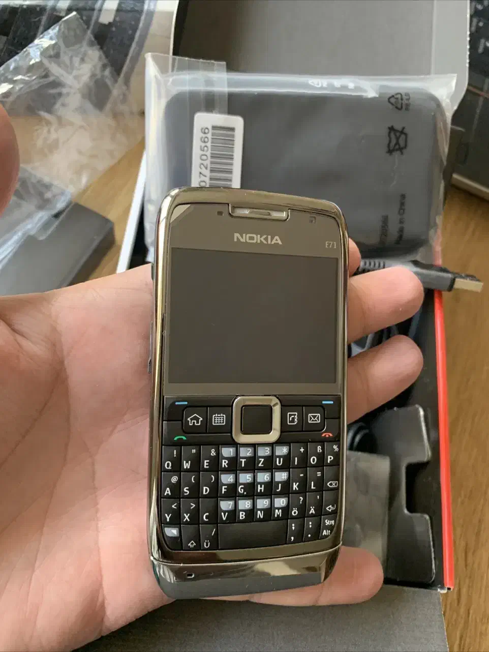 نوکیا E71 آکبند|موبایل|تهران, سعادتآباد|دیوار